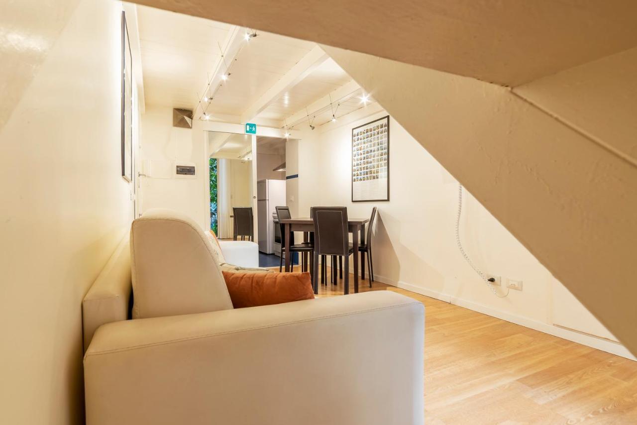 Parlamento Modern Apartment โรม ภายนอก รูปภาพ